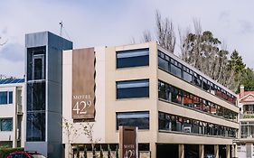 429 Apartments & Suites